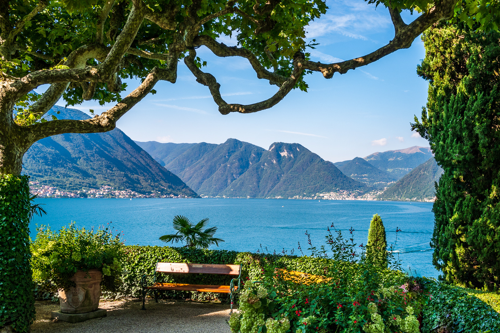 Colorful Lago Maggiore On The Open Water World Tour – World Open