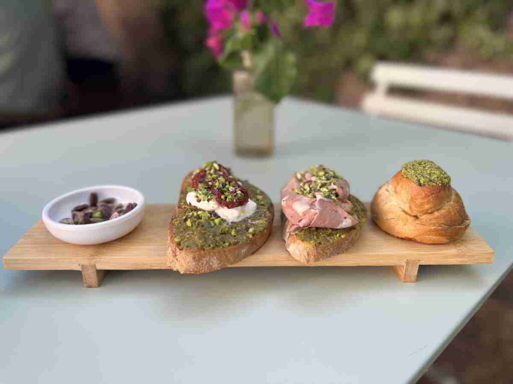 Pistacchio tasting in Sicily tour