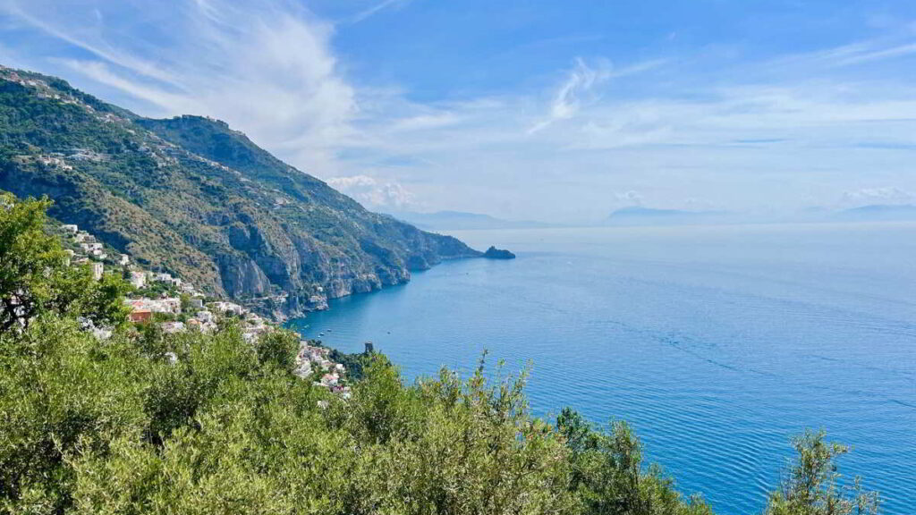 Foreging harvest on the Amalfi coast